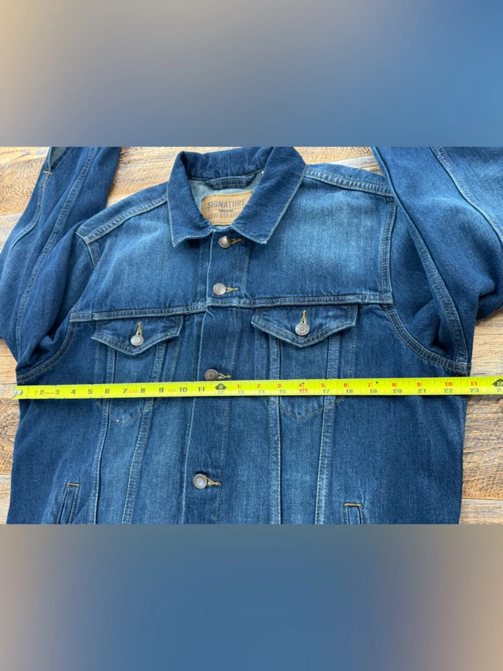 Signature by Levi Strauss Men's Button-up Denim Truckers Jacket, Size Medium - Picture 2 of 10